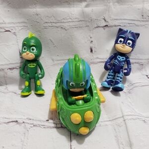 PJ Masks Catboy And Gekko 3.5 Inch Posable Figures Vehicle Playset